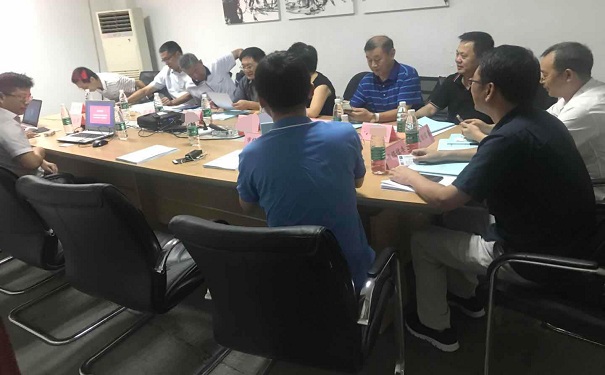 智為輔導智能裝備企業(yè)進行江蘇省新技術新產(chǎn)品鑒定會